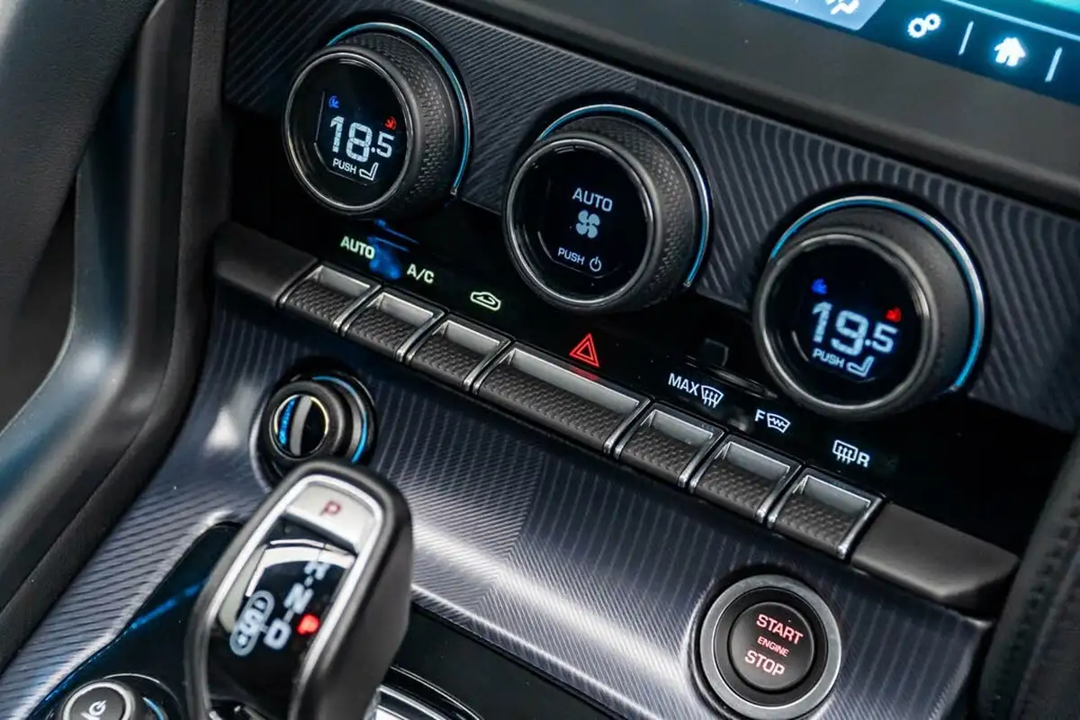 2019-jaguar-f-type-30-v6-sc-r-dynamic-340ps-convertible-auto-big-38