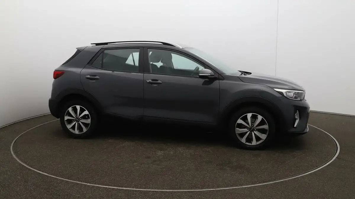 2022-kia-stonic-10-t-gdi-2-big-38