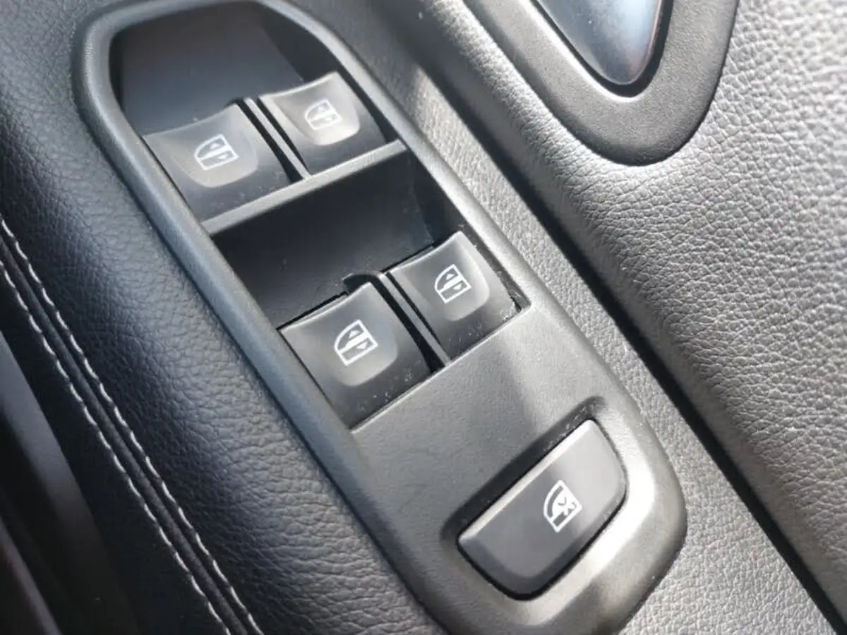 2021-dacia-duster-10-tce-prestige-90bhp-big-13