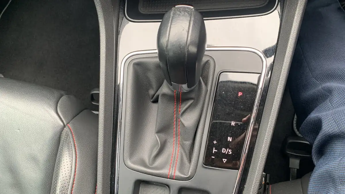 2019-seat-leon-15-tsi-evo-fr-sport-150ps-hatchback-dsg-big-19