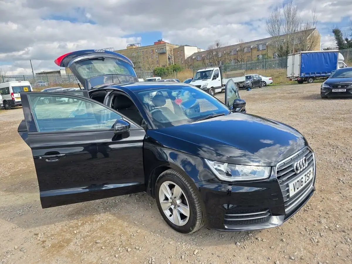 2016-audi-a1-10-tfsi-se-sportback-5d-s-tronic-big-5