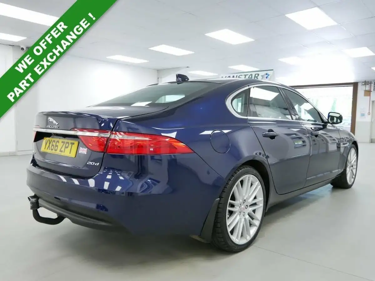2016-jaguar-xf-20td-portfolio-180ps-auto-big-8