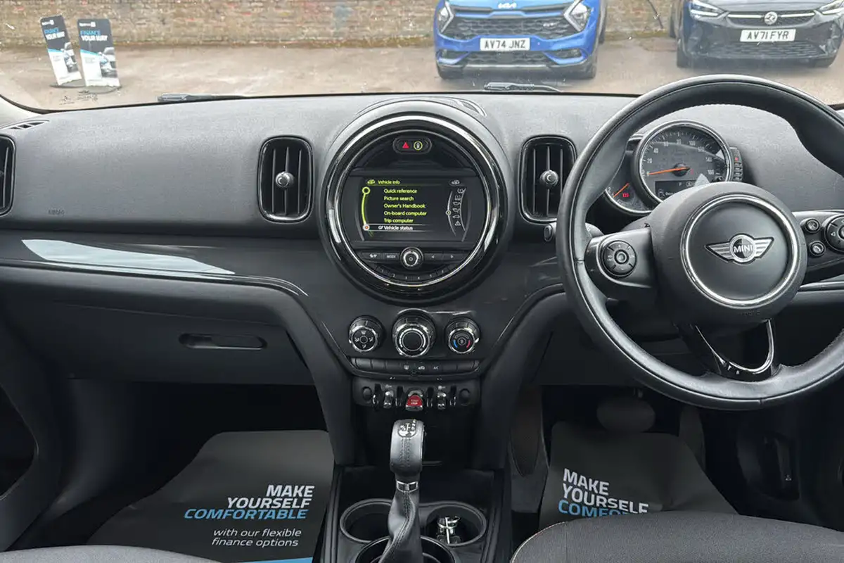 2017-mini-countryman-15-cooper-ss-auto-big-7