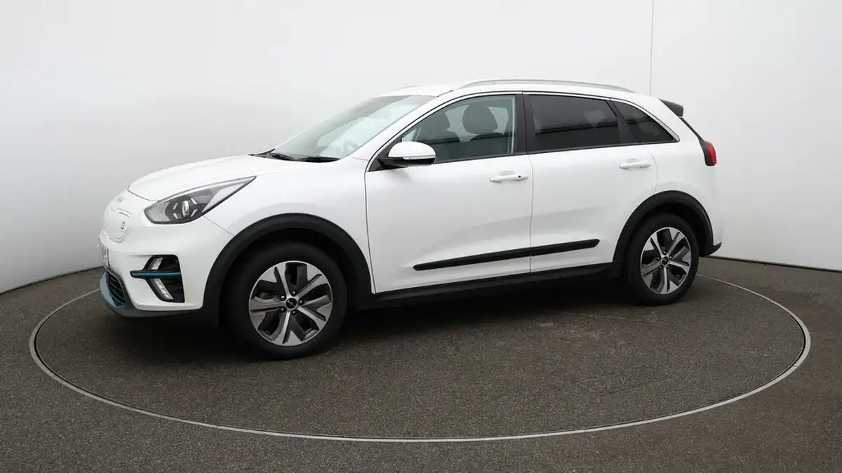 2022-kia-e-niro-ev-2-64-big-60