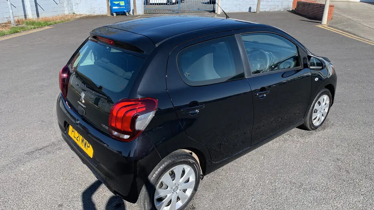 2021-peugeot-108-10-active-5d-big-43
