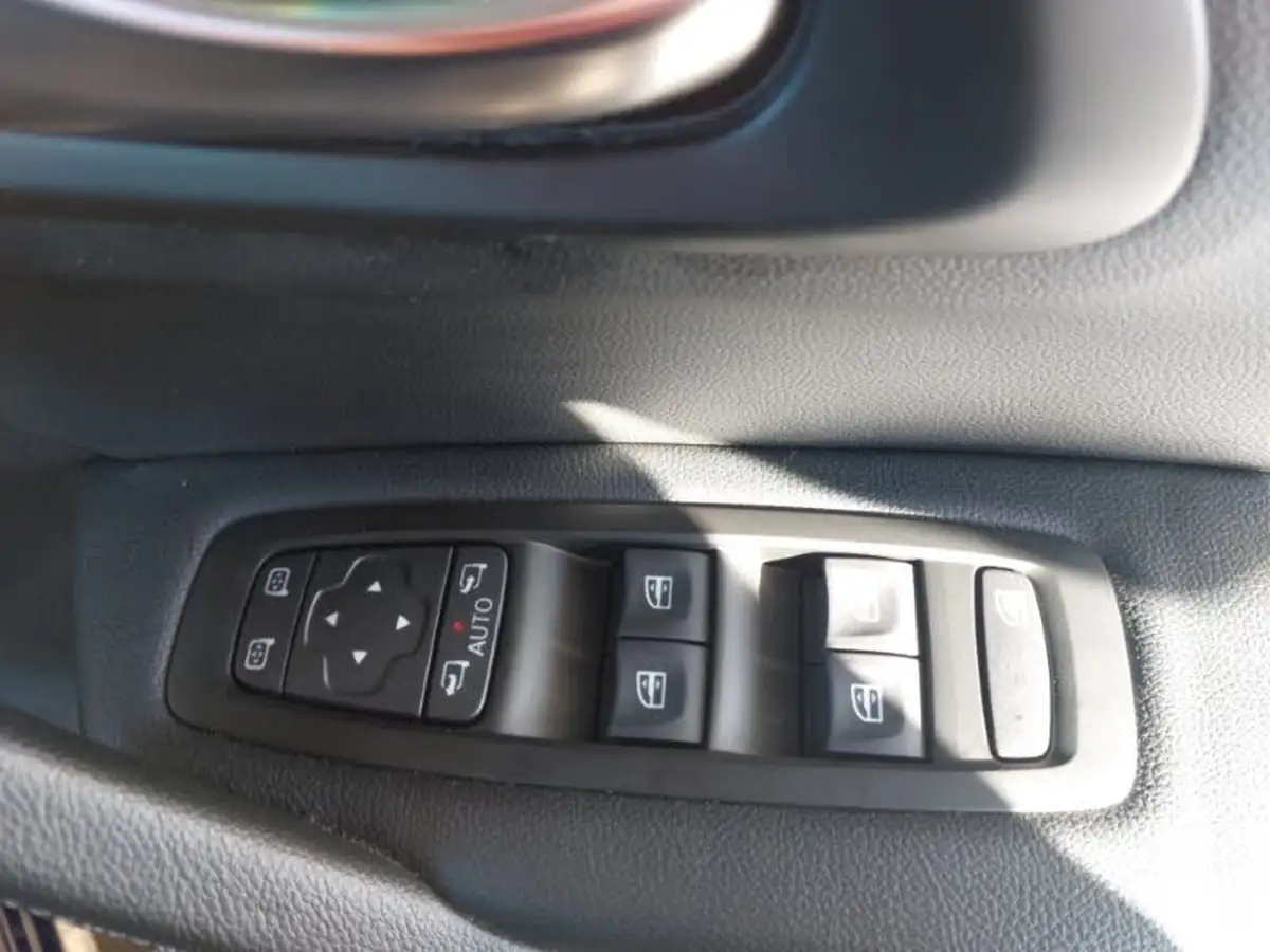 2019-renault-kadjar-13-tce-gt-line-140bhp-edc-auto-big-10
