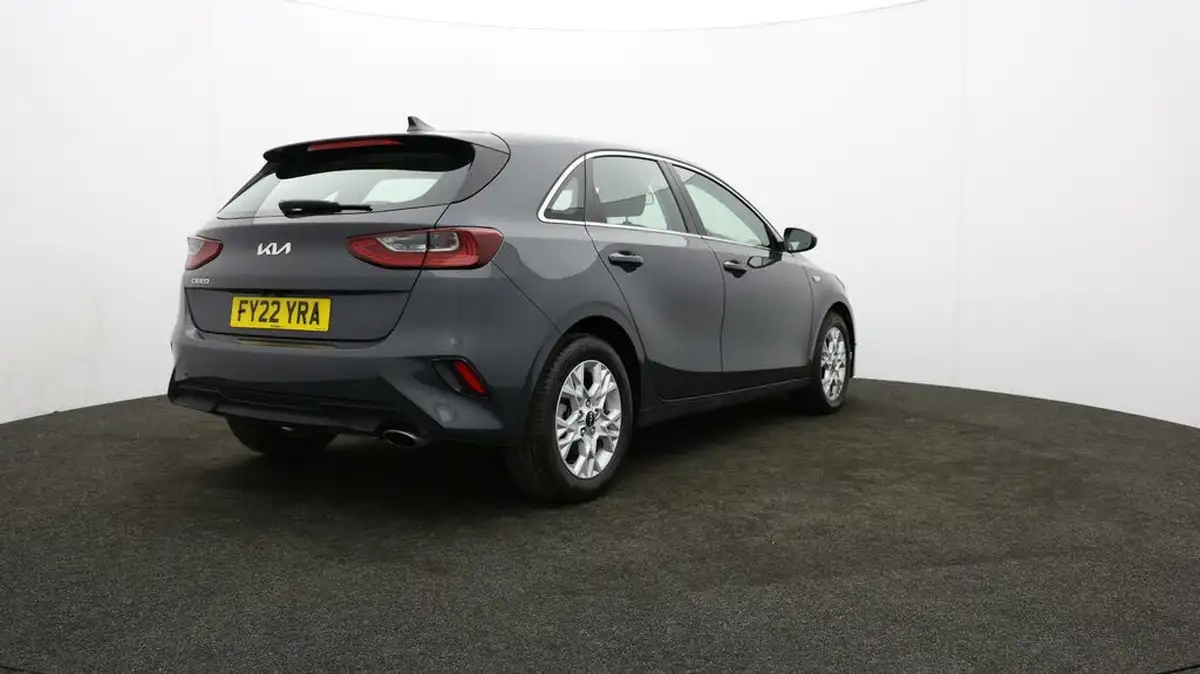 2021-kia-ceed-10-t-gdi-2-hatchback-big-76