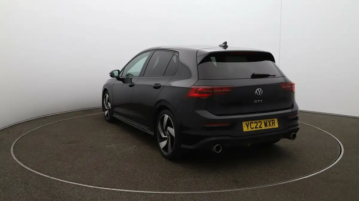 2022-volkswagen-golf-20-tsi-gti-dsg-big-53