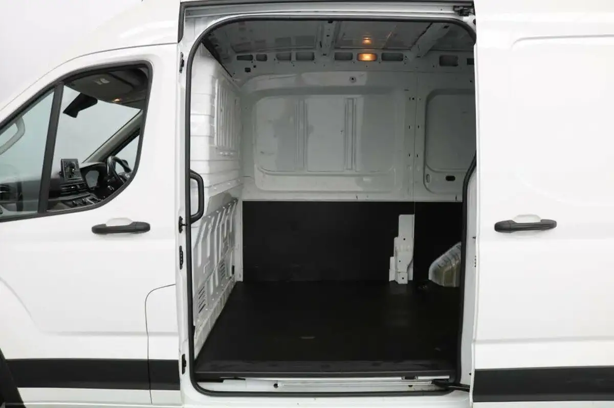 2021-maxus-deliver-9-big-10