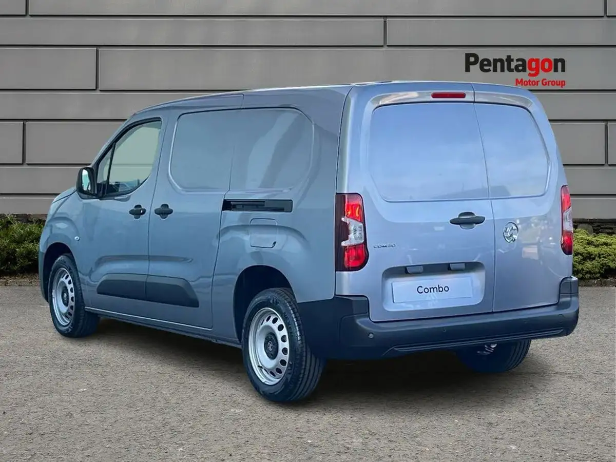 2025-vauxhall-combo-15cdti-prime-xl-100pseu6d-crew-big-1