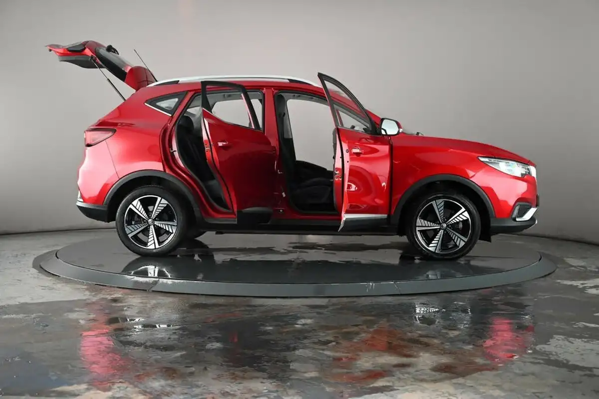 2020-mg-zs-suv-e-exclusive-ev-big-53