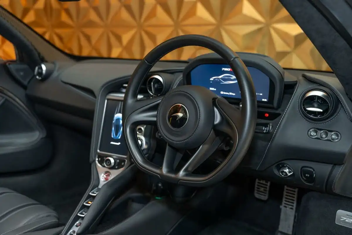 2022-mclaren-720s-40-coupe-big-12