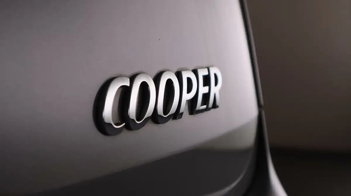 2021-mini-clubman-15-cooper-classic-auto-big-19
