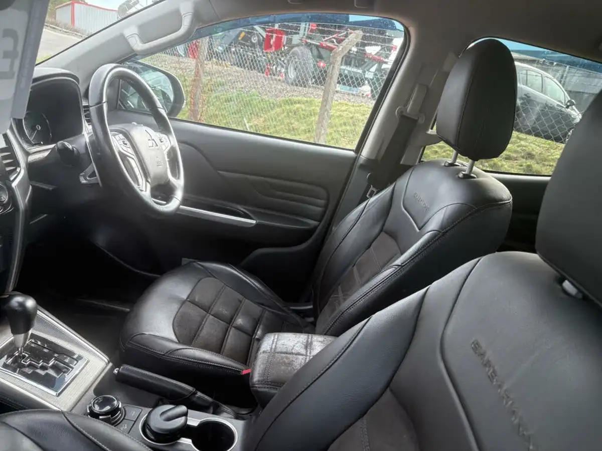 2021-mitsubishi-l200-22di-d-barbarian-auto-big-1