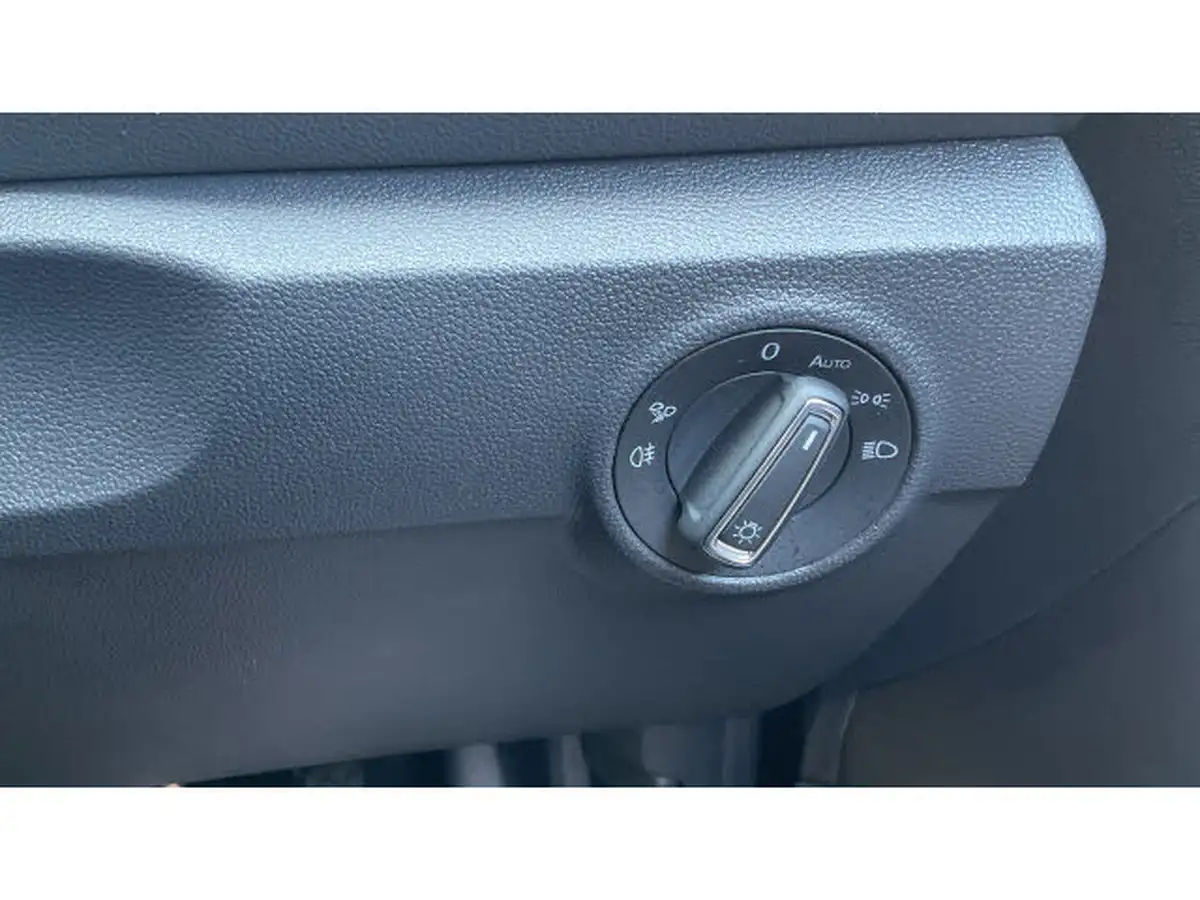2024-volkswagen-t-roc-20tdi-style-150ps-dsg-big-33