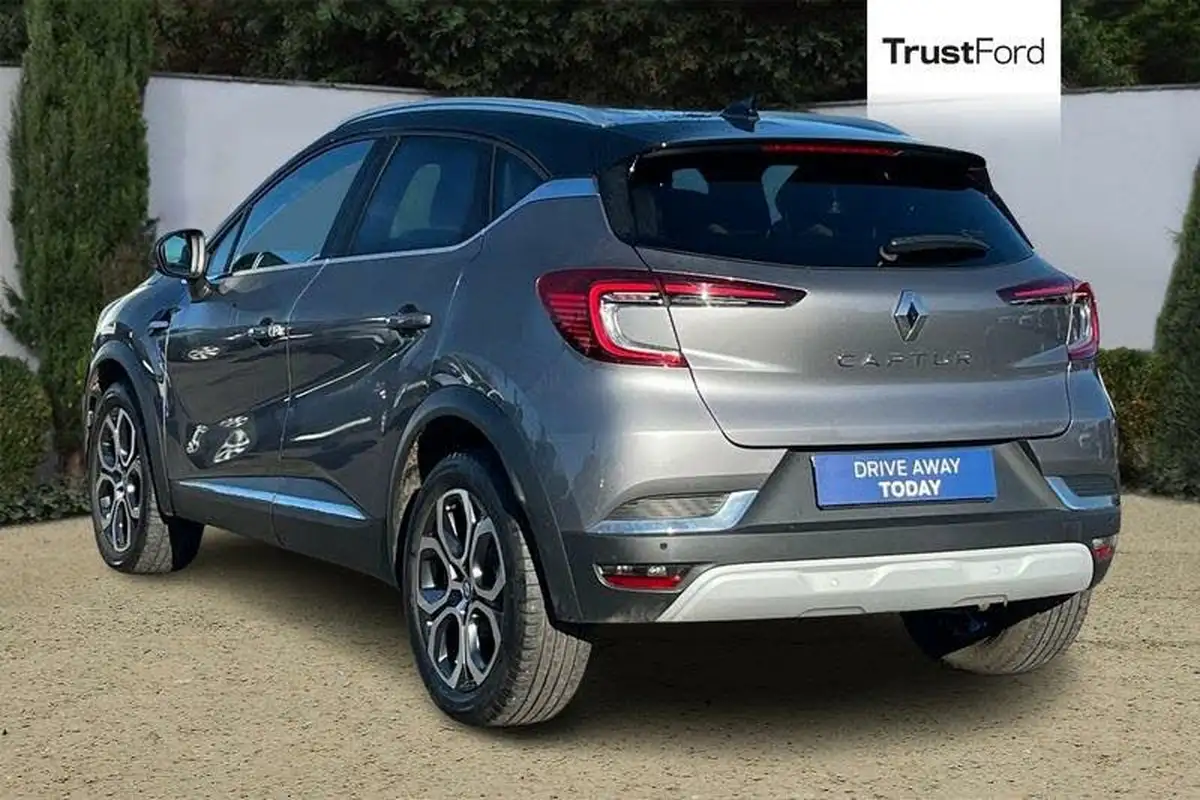 2022-renault-captur-10-tce-techno-big-1