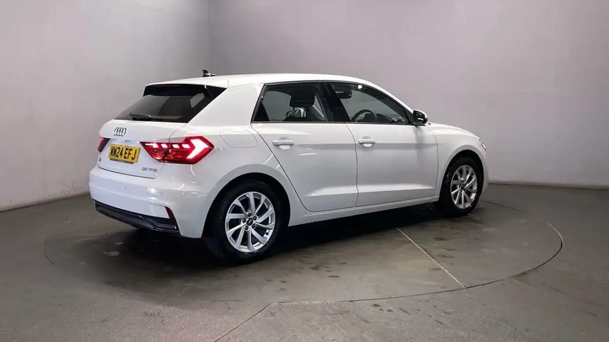 2024-audi-a1-10-25-tfsi-sport-s-tronic-big-7