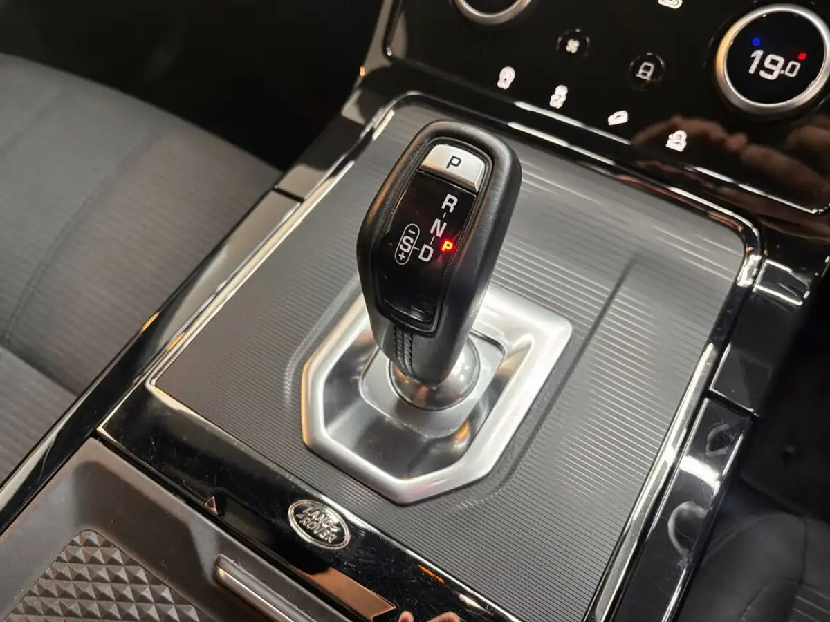 2019-land-rover-range-rover-evoque-20-p200-r-dynamic-big-15