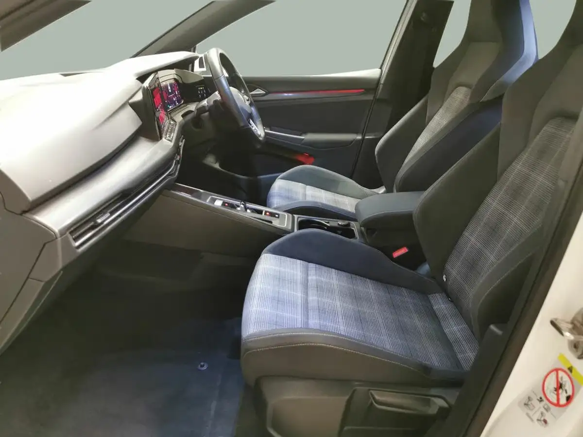 2021-volkswagen-golf-20tdi-gtd-big-1