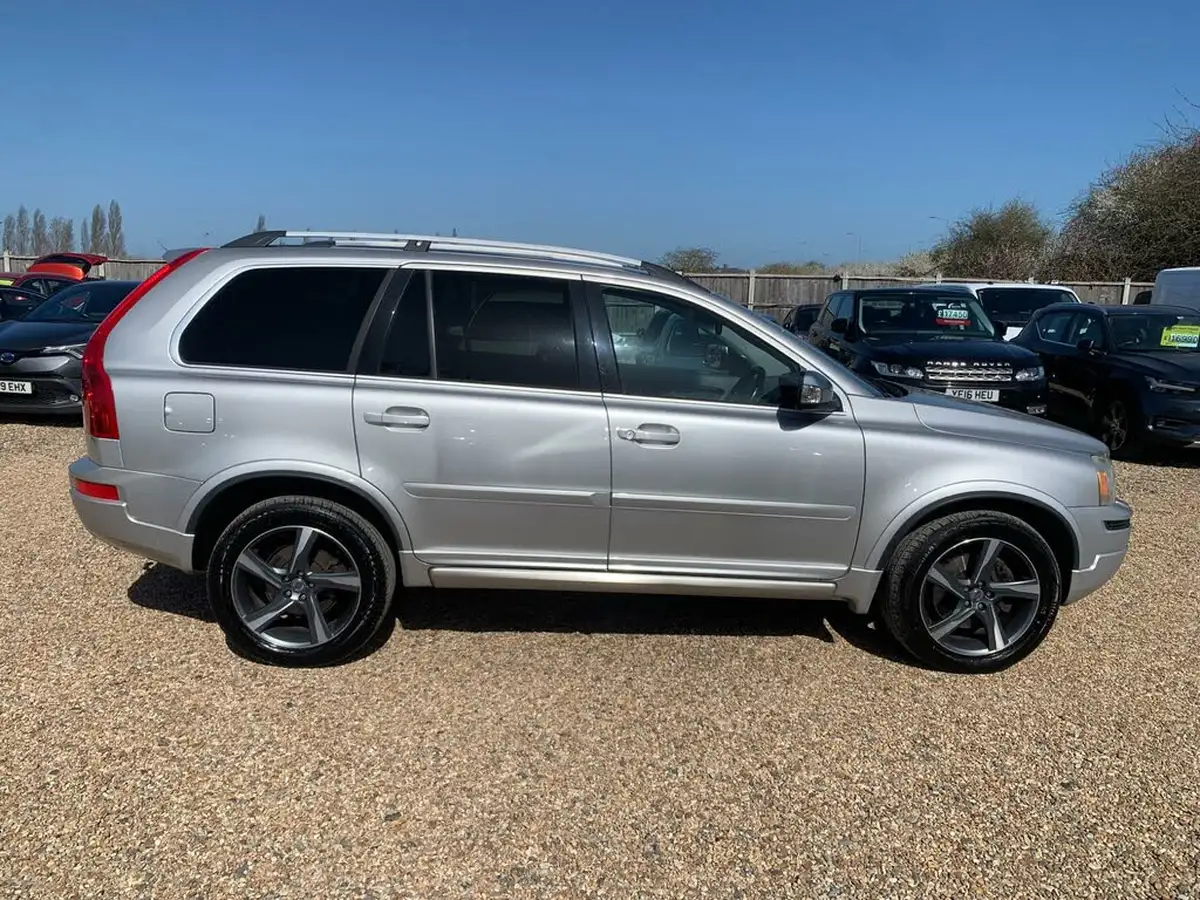2012-volvo-xc90-24td-d5-r-design-200bhp-big-7