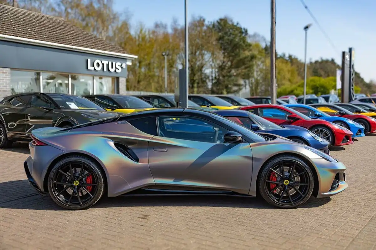 2023-lotus-emira-35-first-edition-v6-big-6