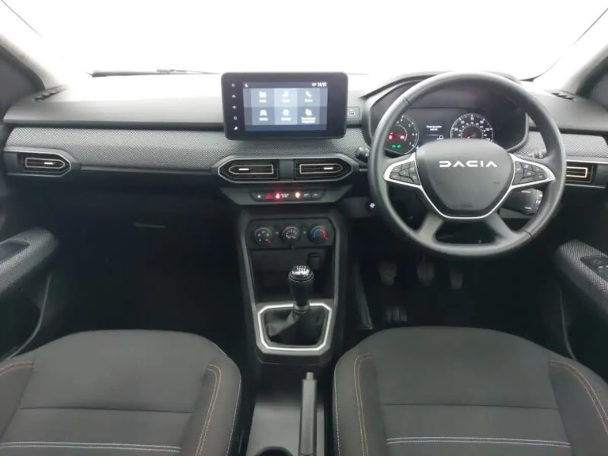 2024-dacia-sandero-stepway-10-tce-expression-90bhp-big-2