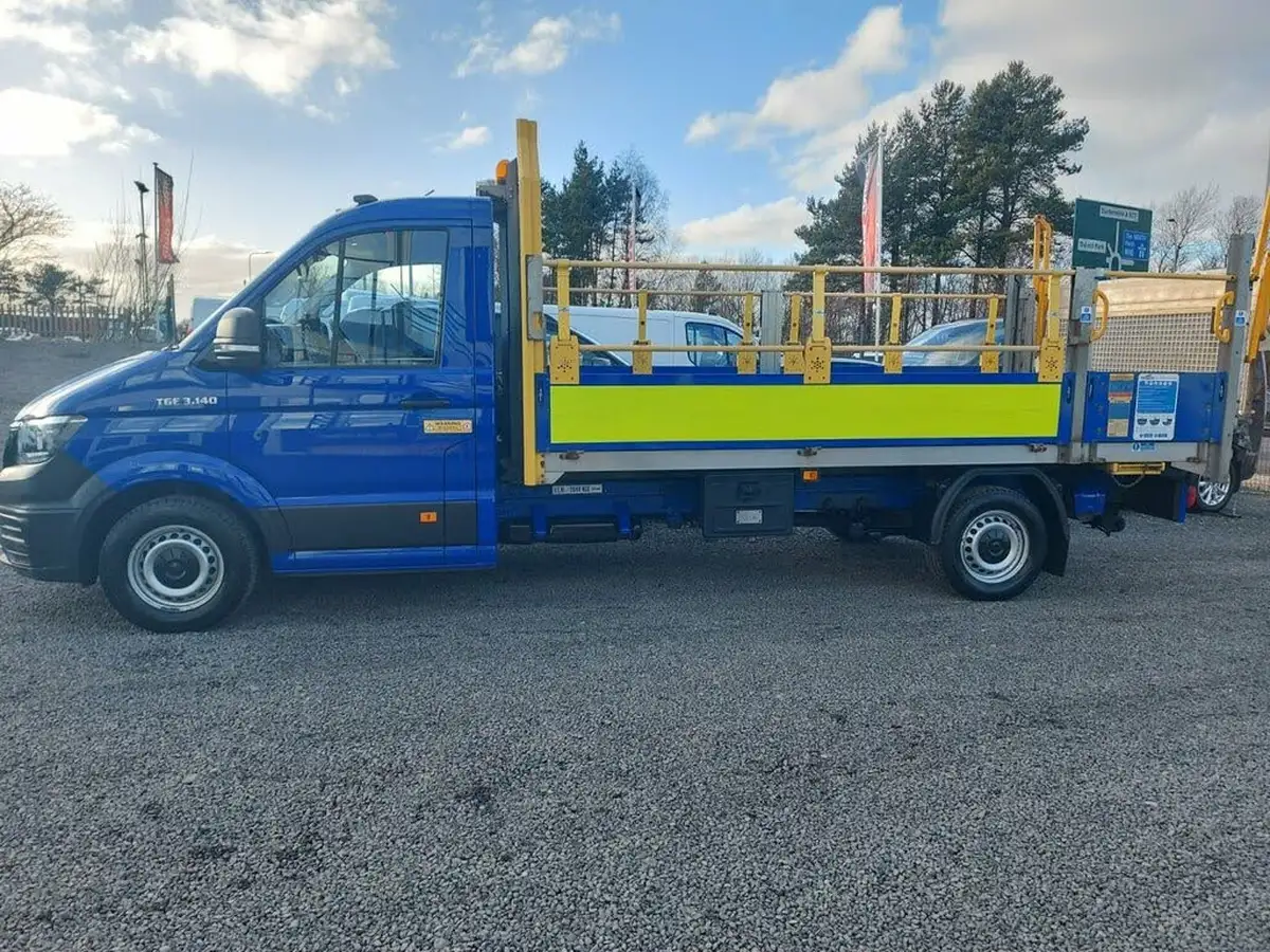 2020-man-tge-20-td-3140-long-140pseu6-rwd-chassis-cab-big-9
