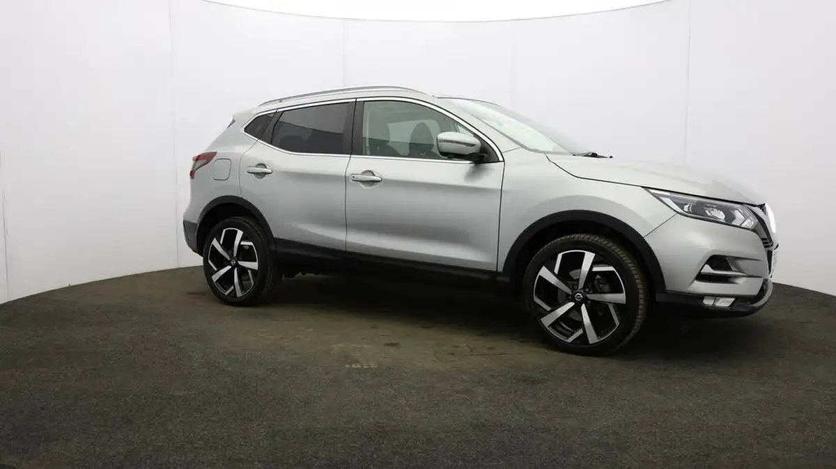 2021-nissan-qashqai-13-dig-t-n-motion-140ps-big-48