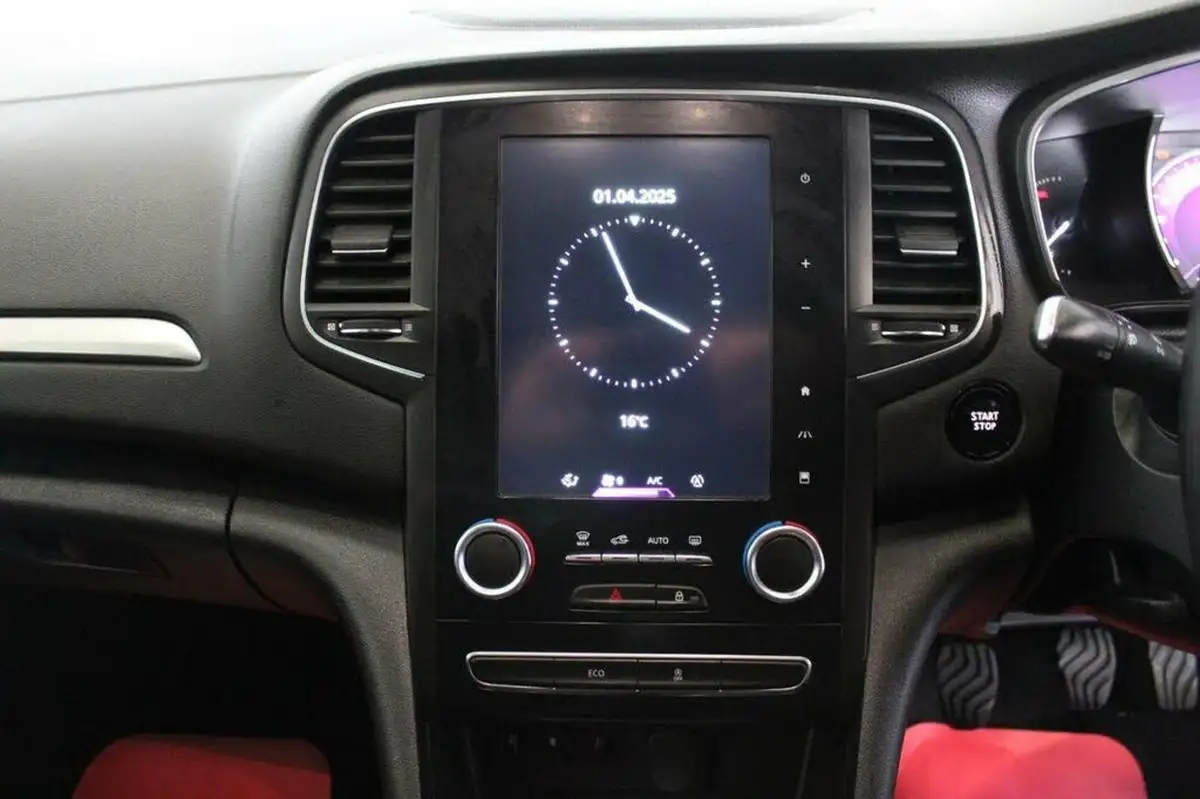 2017-renault-megane-16dci-dynamique-s-nav-hatchback-big-24