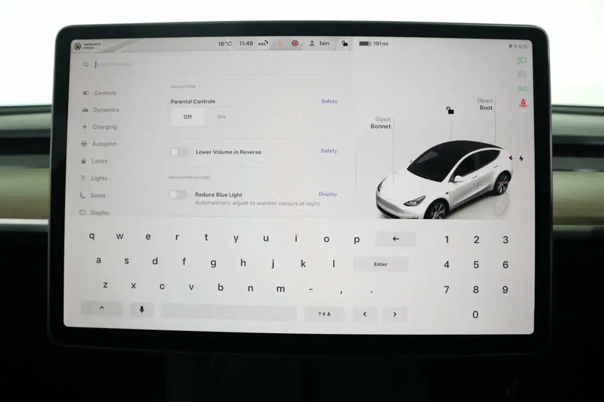 2023-tesla-model-y-e-rwd-big-34
