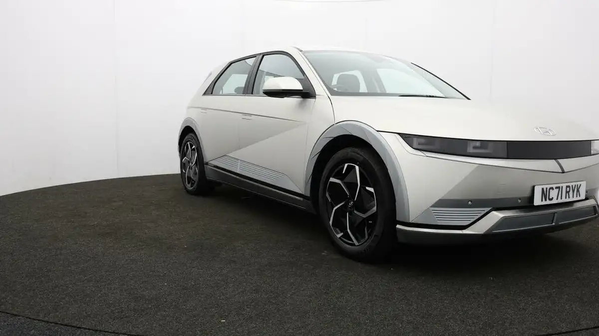 2021-hyundai-ioniq-5-e-premium-170ps-58kwh-rwd-big-39