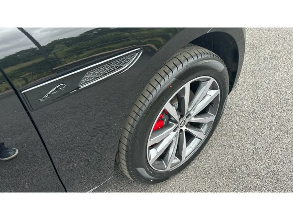 2024-jaguar-f-pace-20-d200-r-dynamic-s-big-10