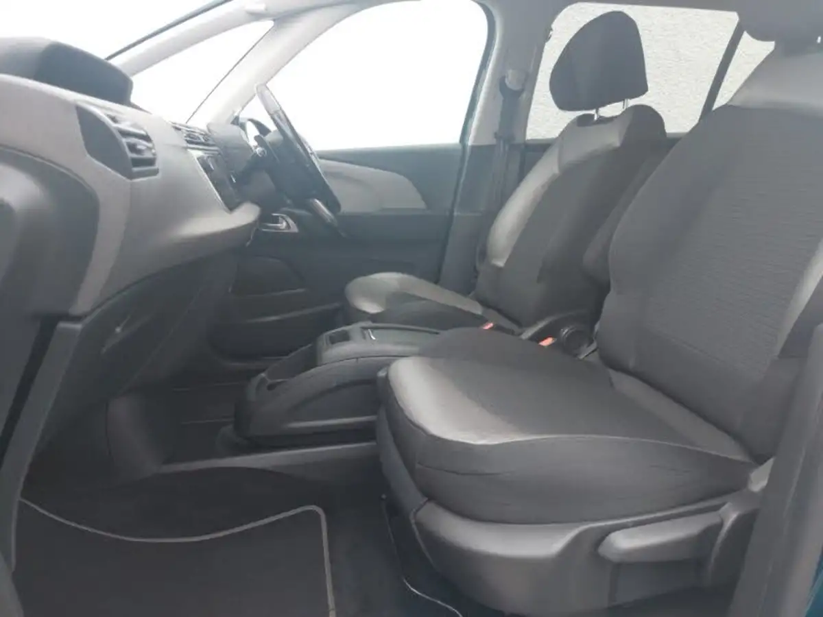 2019-citroen-grand-c4-spacetourer-15bluehdi-feel-plus-eat8-big-4