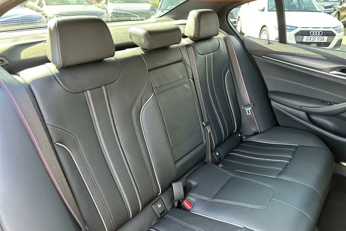 2022-bmw-5-series-30td-530d-xdrive-m-sport-mht-saloon-4d-big-30