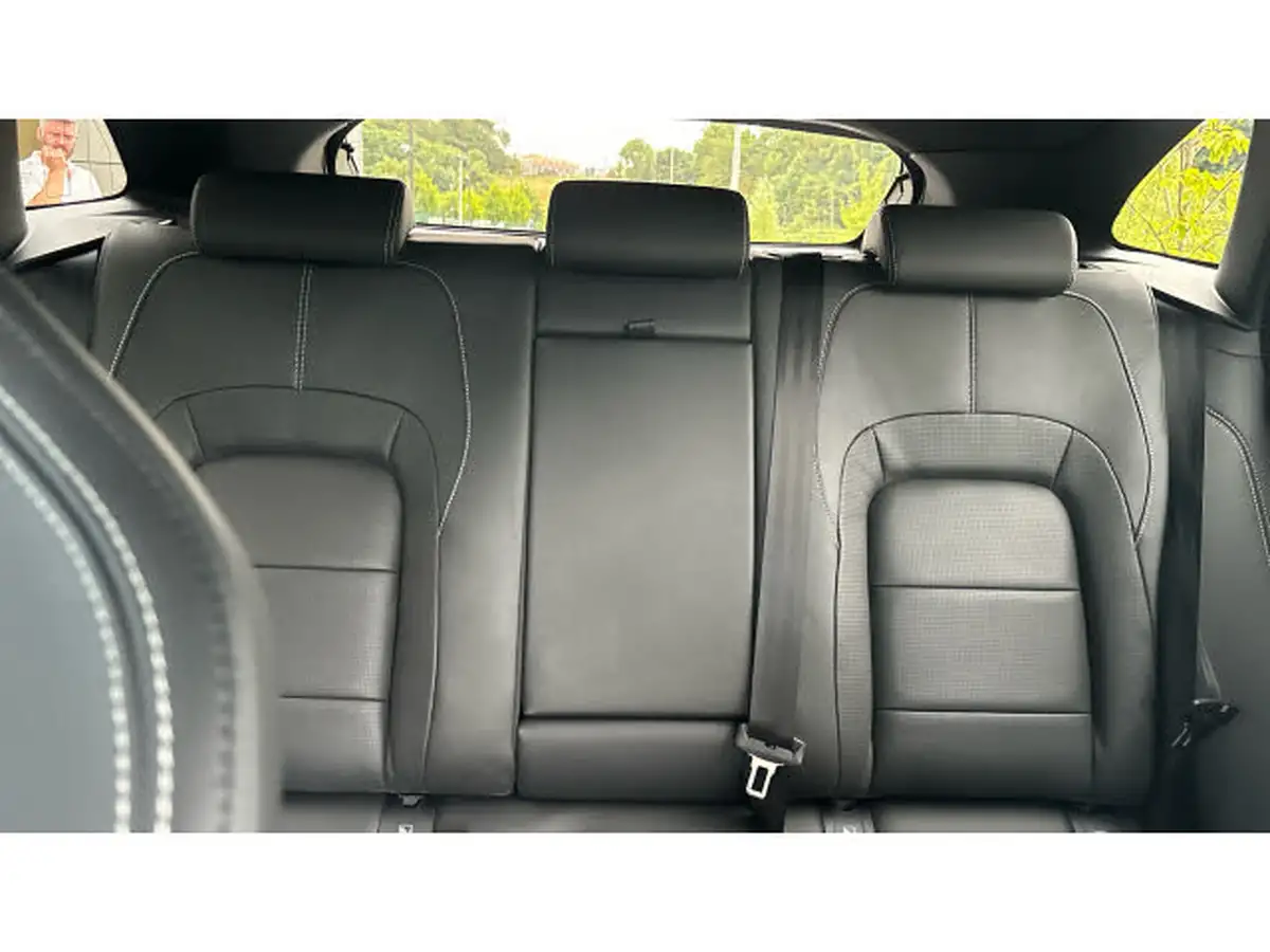 2024-jaguar-f-pace-20-d200-r-dynamic-s-big-34