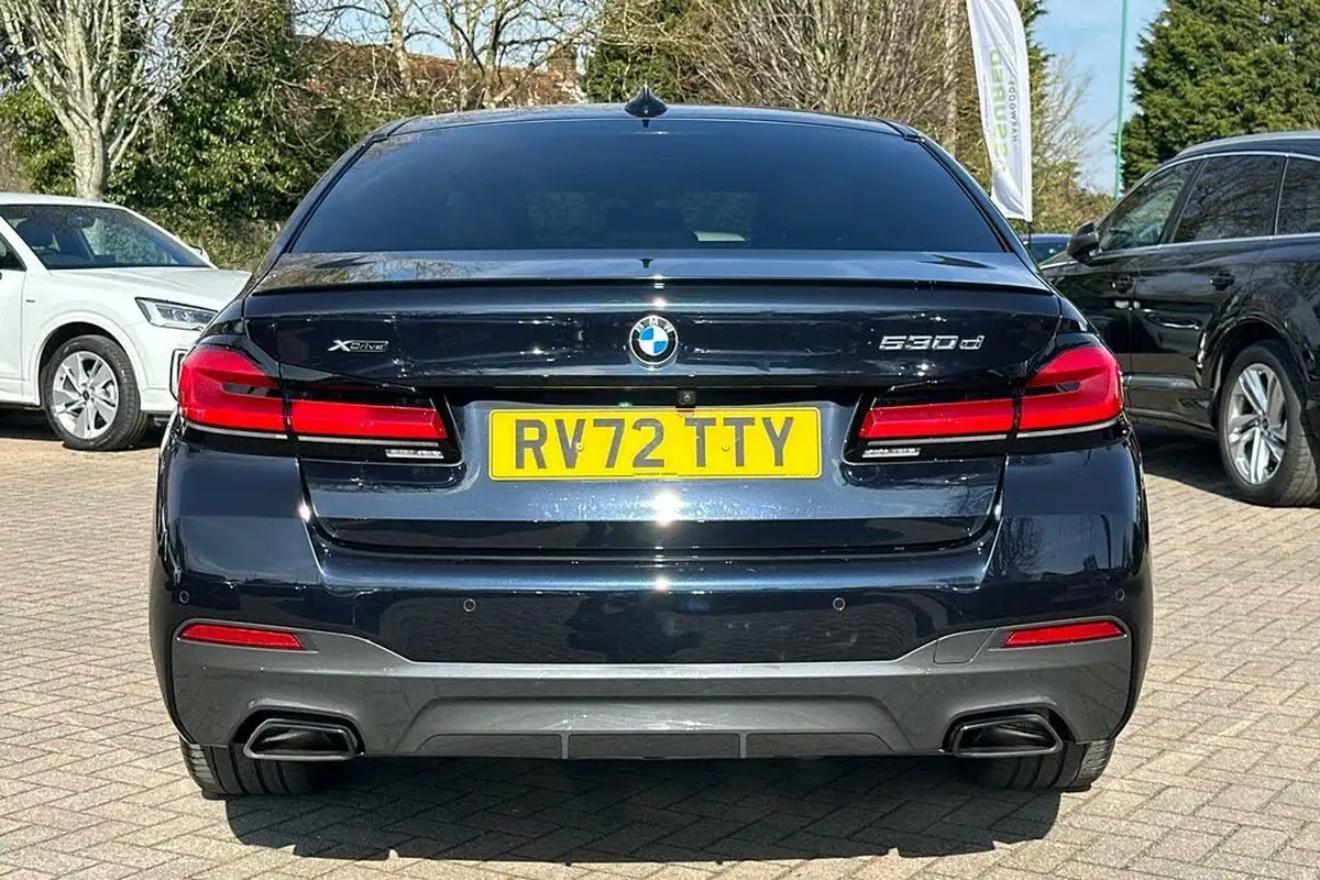 2022-bmw-5-series-30td-530d-xdrive-m-sport-mht-saloon-4d-big-6