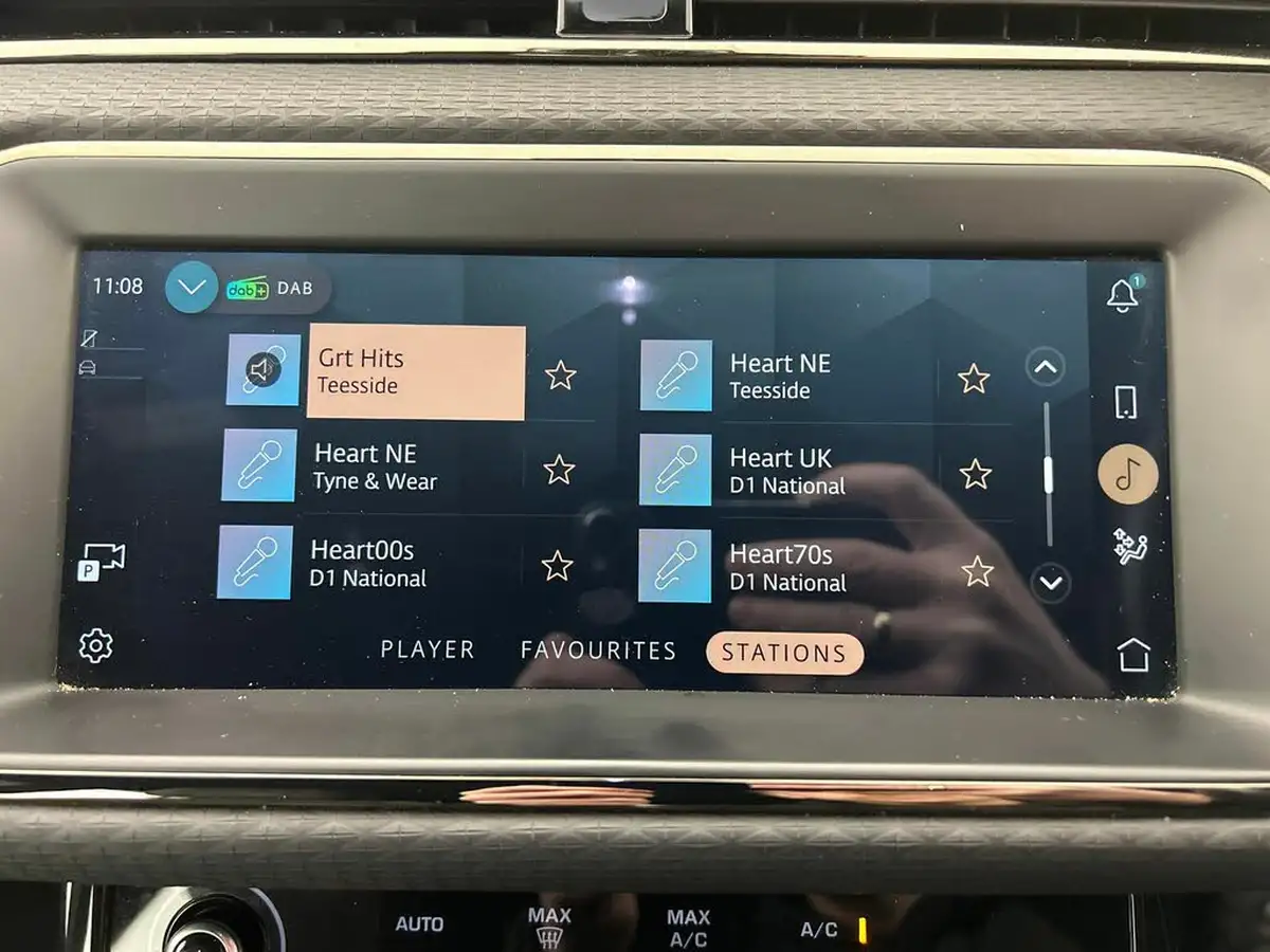 2021-land-rover-range-rover-evoque-20-d165-r-dynamic-big-25