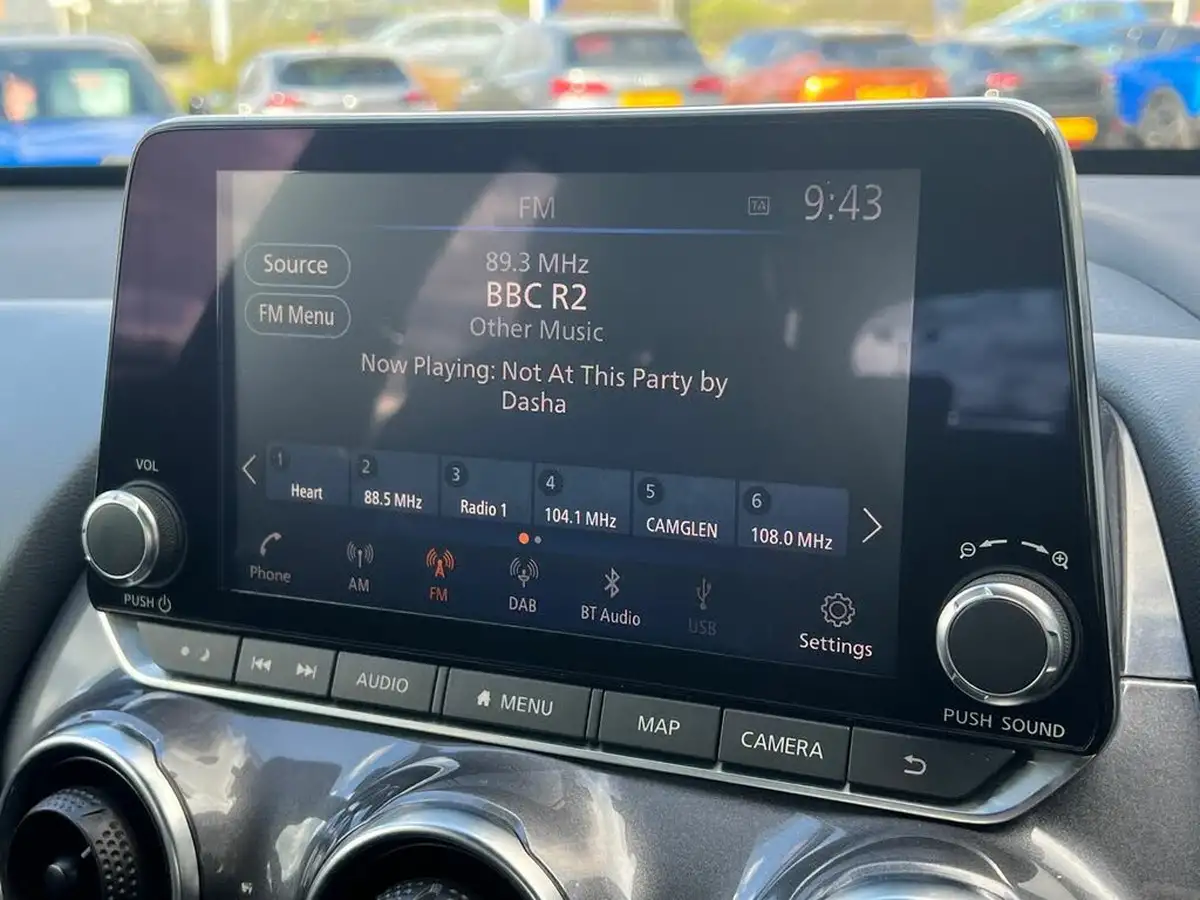 2022-nissan-juke-10-dig-t-tekna-big-9