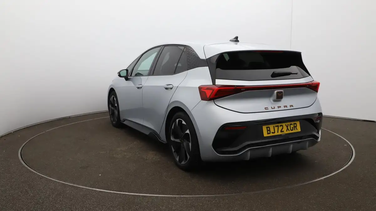 2022-cupra-born-e-v2-204ps-58kwh-big-53