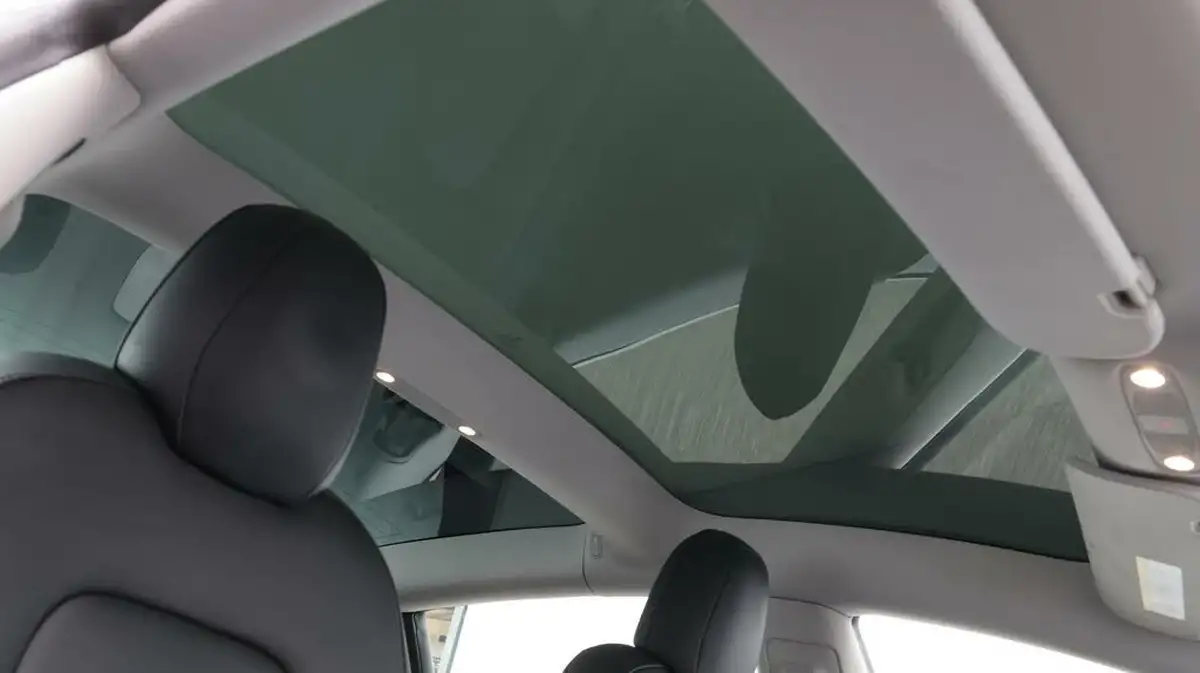 2021-tesla-model-3-e-long-range-4x4-big-26