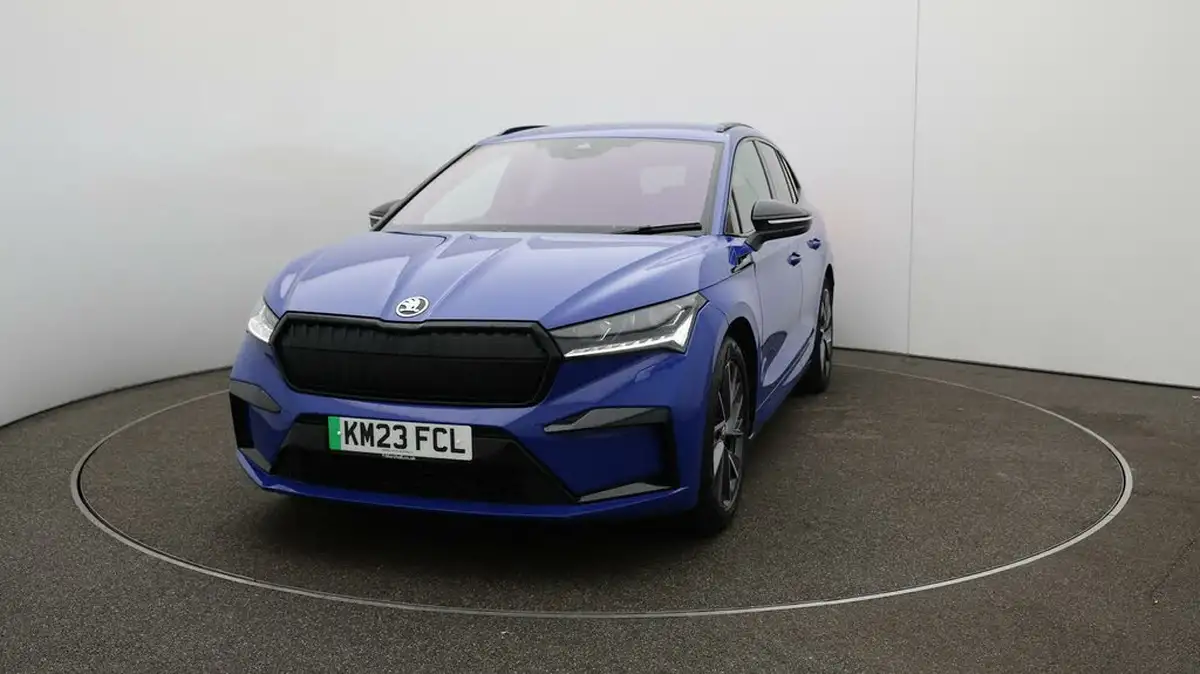 2023-skoda-enyaq-e-80-sportline-big-31