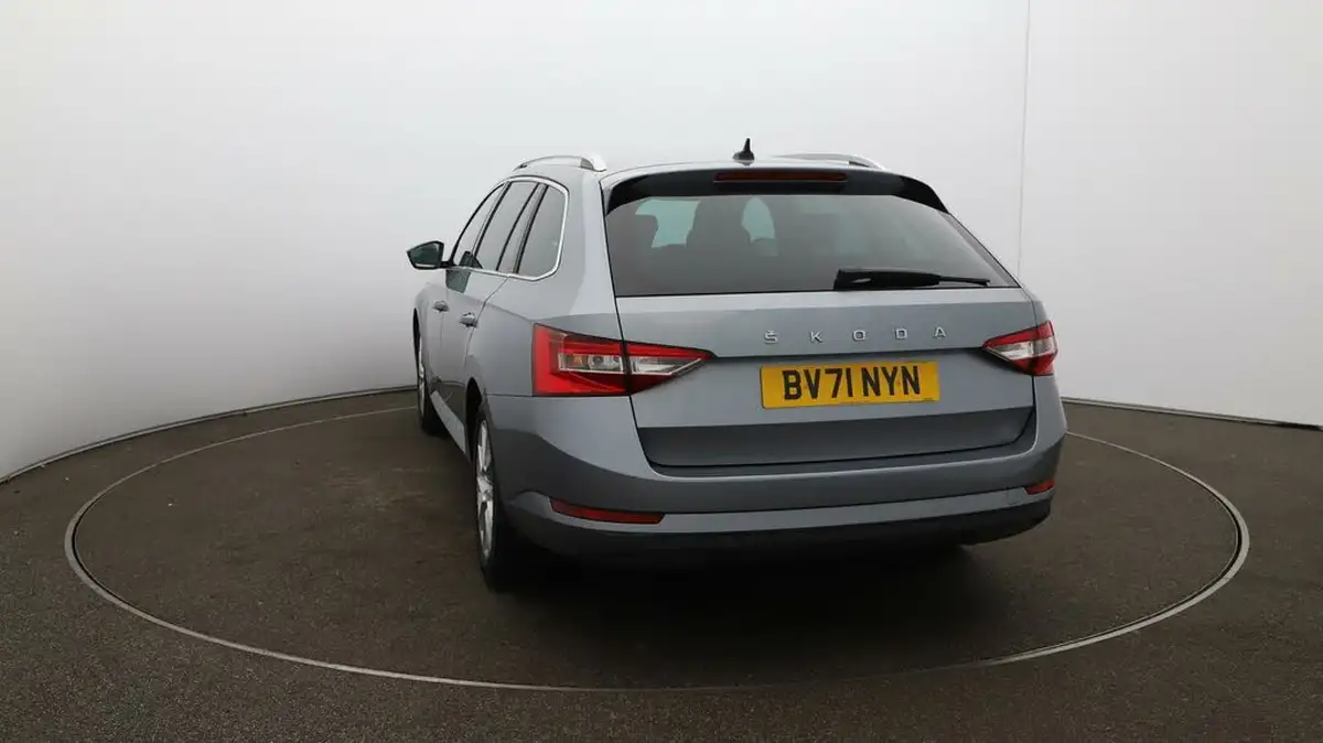 2021-skoda-superb-14-tsi-se-technology-156ps-estate-big-51