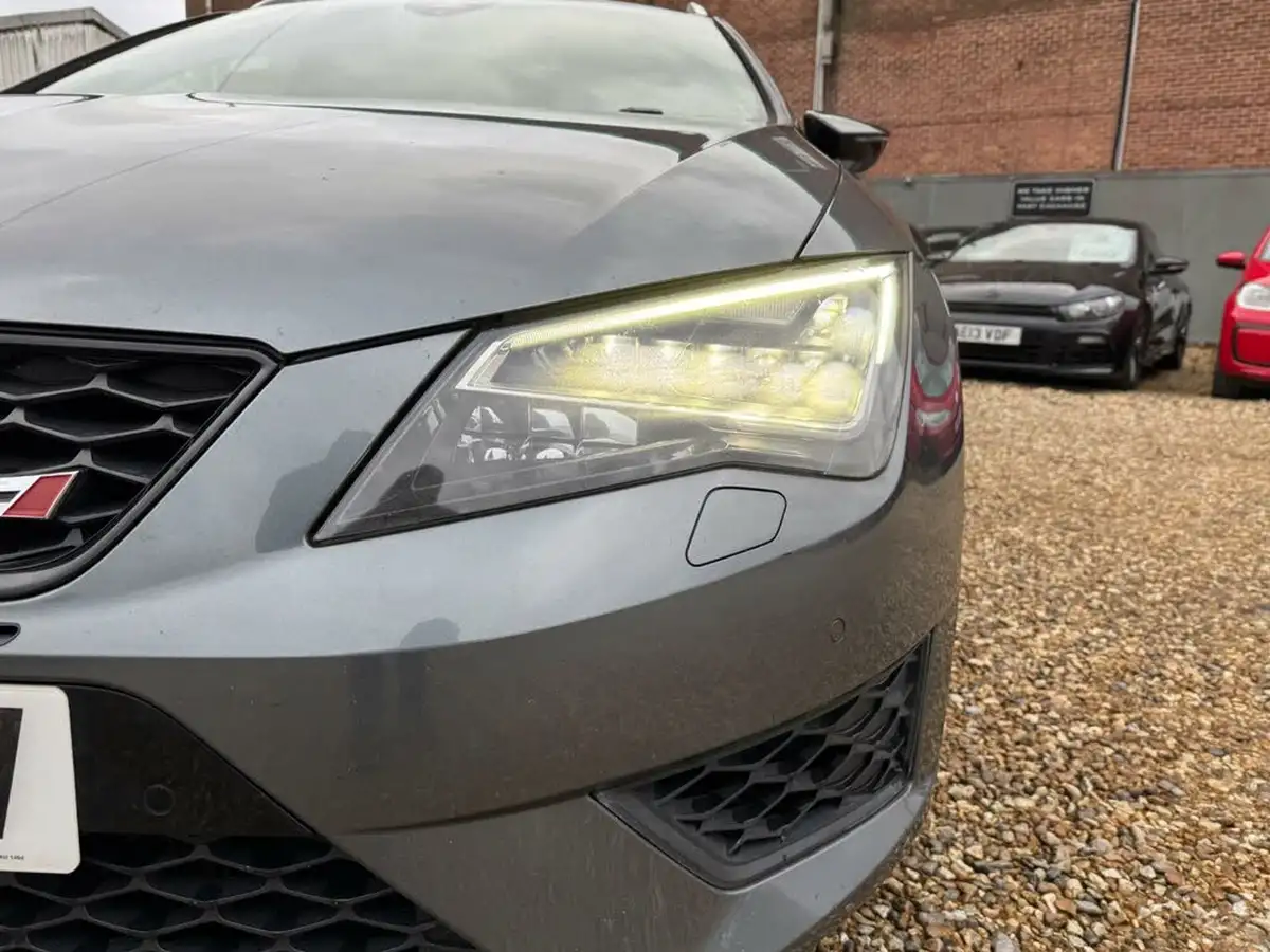 2015-seat-leon-20-cupra-280-sports-tourer-5d-big-78