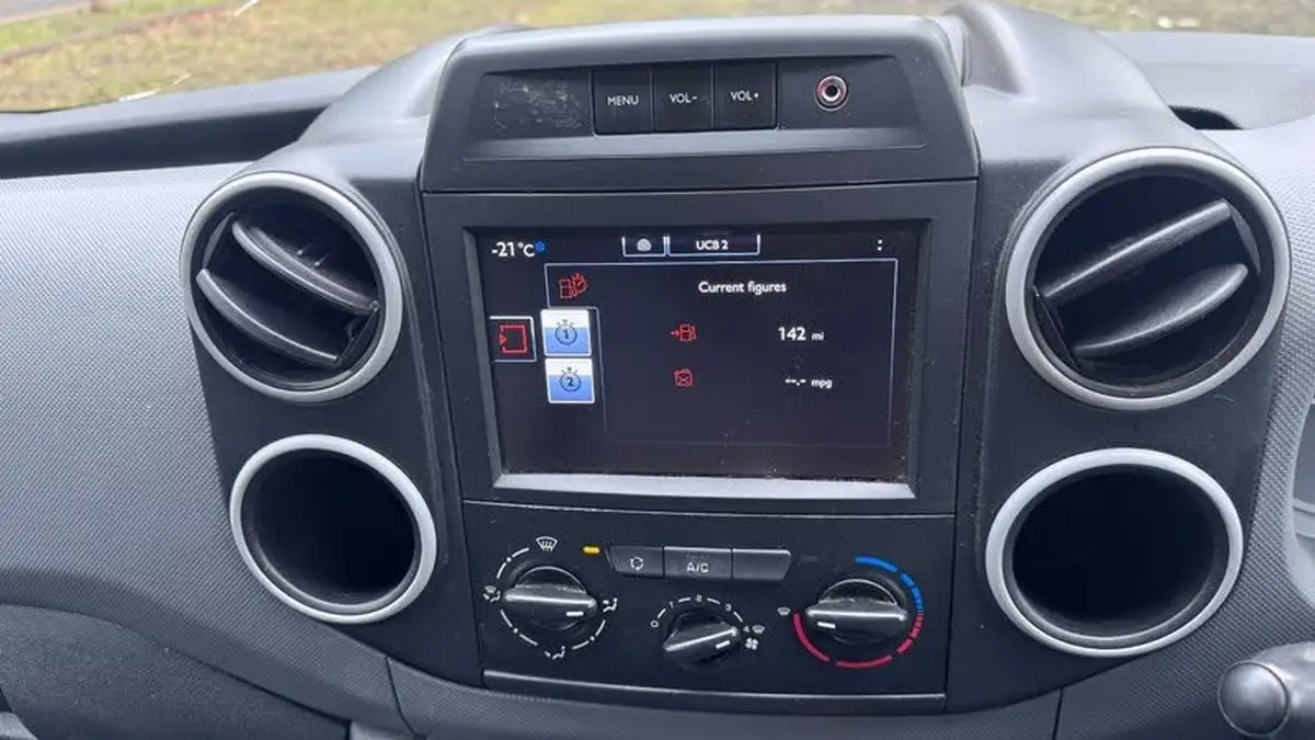 2017-citroen-berlingo-16td-l1-850-enterprise-special-edition-16bluehdi-100eu6-panel-big-30