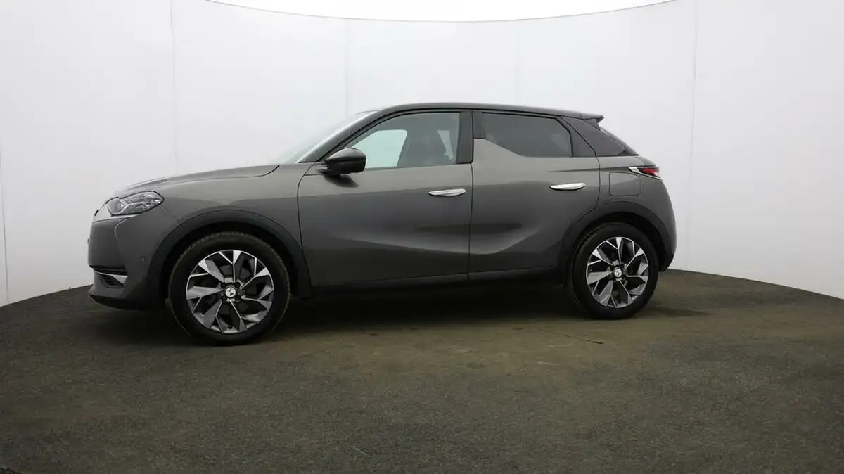 2021-ds-ds-3-crossback-e-tense-ultra-prestige-big-26