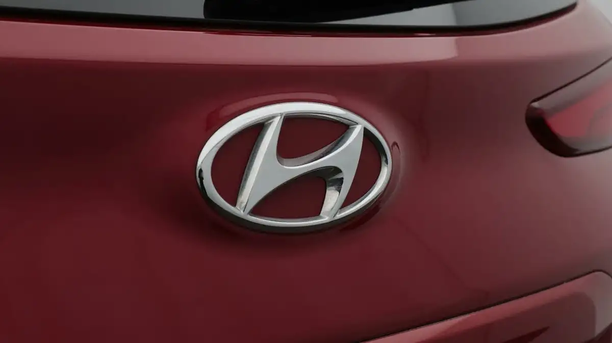 2022-hyundai-kona-e-premium-204ps-64kwh-7kw-obc-big-21