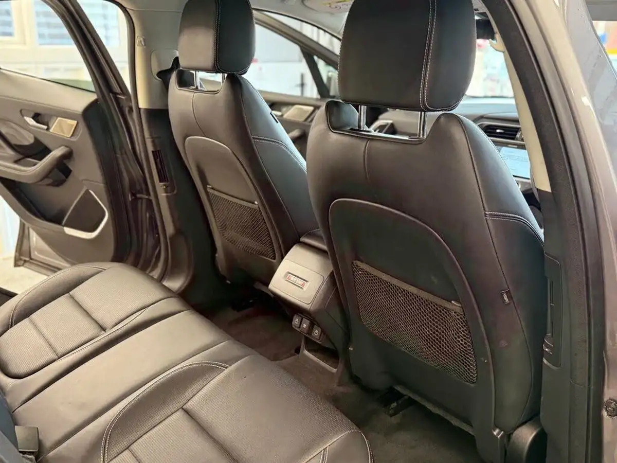 2020-jaguar-i-pace-ev400-hse-big-32