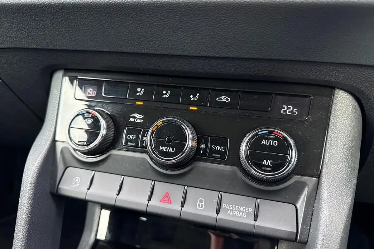2023-skoda-karoq-15-tsi-se-drive-dsg-big-46