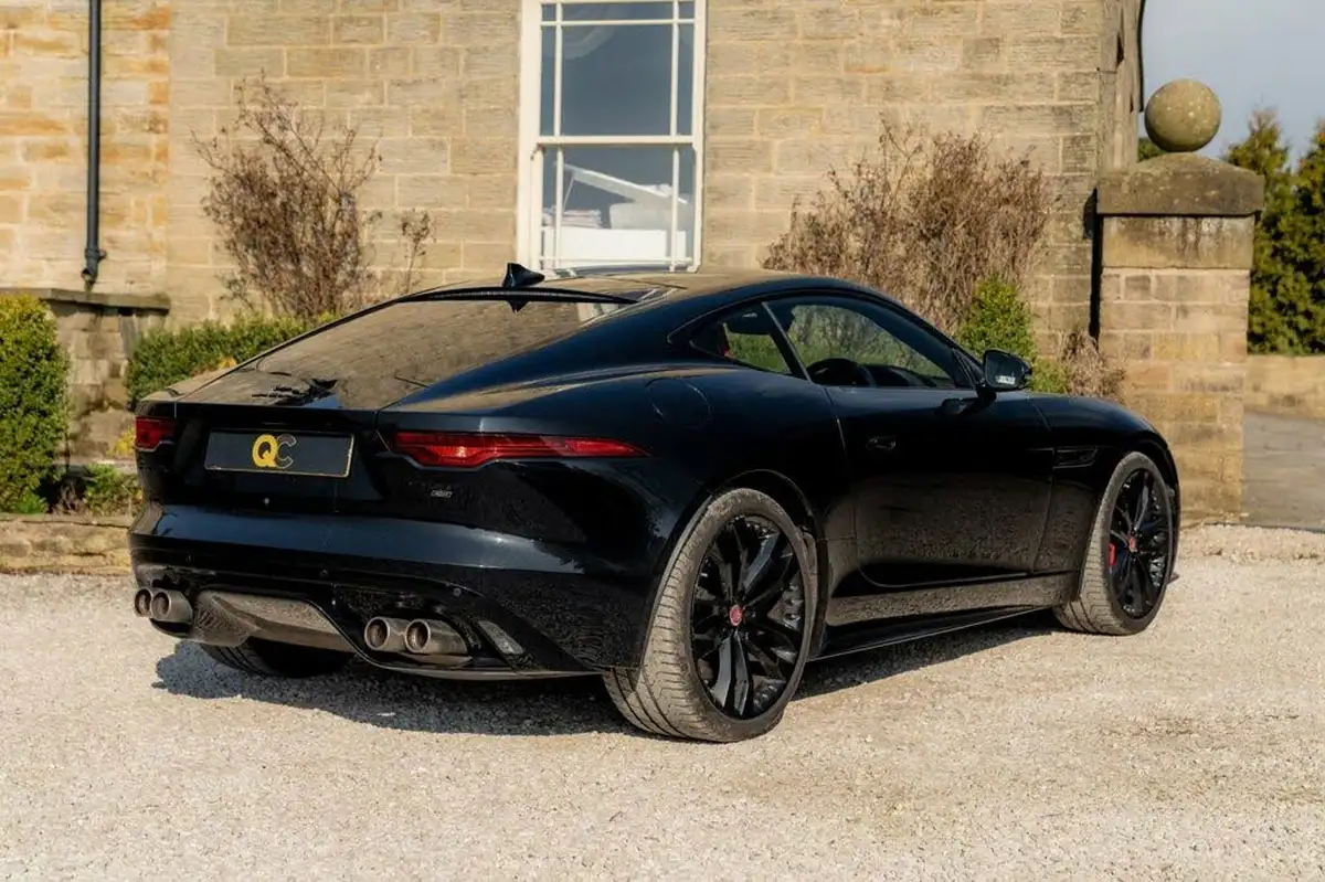2022-jaguar-f-type-50-v8-p450-r-dynamic-black-awd-coupe-big-15