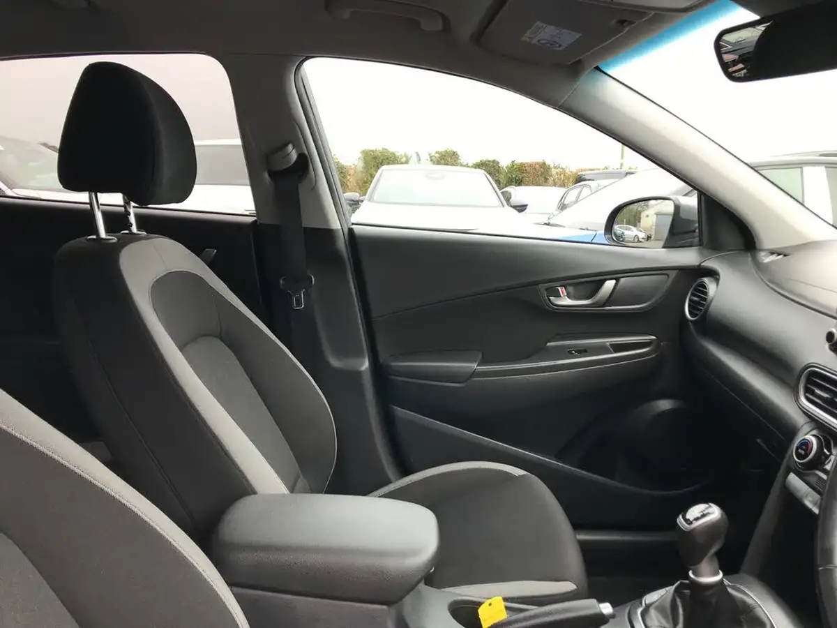 2020-hyundai-kona-10-t-gdi-premium-big-3
